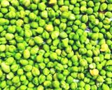 A picture of step 1 of Choliya  coriander Puri recipe or Green Chickpea Poori.