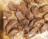 Foto del paso 4 de la receta: Pechuga de Pato Salteada al ajo con Puré de Malanga