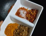 A picture of step 3 of Baingan and Aloo fry.