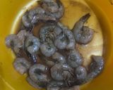 Foto langkah ke 2 dari resep Udang Goreng Tepung.