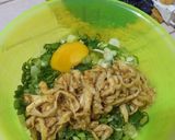 Foto langkah ke 2 dari resep Martabak Jamur.