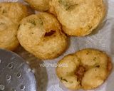 A picture of step 3 of Soy flour, Bread and Carrot Meduvada.