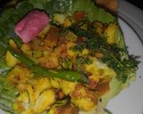 A picture of step 4 of Bread Upma.