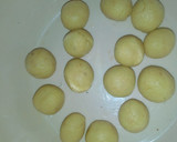 A picture of step 5 of Jamun ghulab.