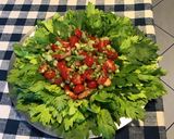 Une image de l'étape 11 de Salade « soleil » au céleri branche,tomates cerises,câpres italiennes et basilic.