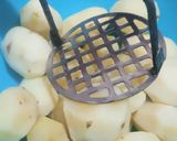 A picture of step 1 of One bite Potato pillows.
