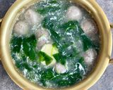 Foto langkah ke 4 dari resep Sup Bayam Putih Telur.