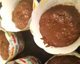 Foto langkah ke 4 dari resep Coconut Chocolate Cupcake.