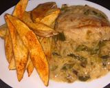 Foto del paso 5 de la receta: Pollo al verdeo con papas al pimentón