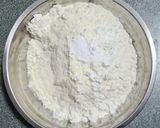 Foto langkah ke 1 dari resep Kastengel cheezy dan crunchy, No mixer, cepat dan mudah banget.