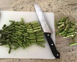 Foto del paso 1 de la receta Tortilla de espárragos trigueros