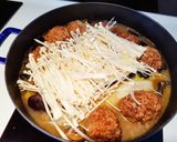 五寶(白菜、香菇、木耳、金針菇、粉絲)燴獅子頭的食譜步驟5照片