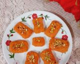 A picture of step 6 of Orange Papaya burfi.