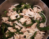 Foto del paso 5 de la receta: Pollo con rajas y crema, facilísimo (con lo que hay)👏🙏🏻