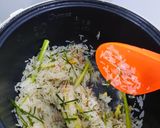 Foto langkah ke 3 dari resep Nasi Gurih Daun Jeruk.