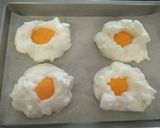 Foto langkah ke 4 dari resep Cloud Egg.
