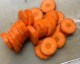 Foto del paso 2 de la receta: Sopa crema de calabaza zanahoria y apio