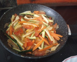 Foto del paso 1 de la receta: Bacalao con verduritas