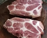 รูปขั้นตอนการทำที่ 1 ของ หมูอบกระเทียมพริกไทย