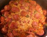 Foto del paso 6 de la receta: Arroz Guisado con Chorizos Parrilleros Argentinos