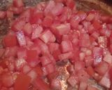 Foto del paso 1 de la receta: Arroz vegano con tomate (🌱)