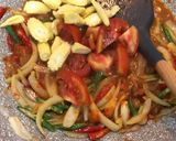 Foto langkah ke 3 dari resep Tumis Cumi Kuah Tauco.
