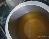 A picture of step 1 of Panipuri.