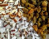 Sooji Nariyal Ka Qatli Halwi recipe step 1 photo