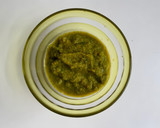 Foto del paso 1 de la receta: Pasta de curry verde con lo que tenía en casa…