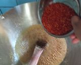 Foto langkah ke 5 dari resep Chili oil.