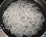 Hình bước làm 5 của món Udon Karei (Mì udon cà ri)