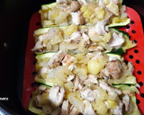 Foto del paso 6 de la receta: Calabacín relleno de pollo en airfryer, microondas y sartén