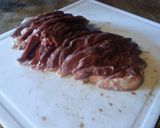 Une image de l'étape 1 de Fines tranches de magret de canard IGP / ananas Victoria en brochettes.