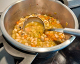 Foto del paso 7 de la receta: Alubias veganas y sabrosas