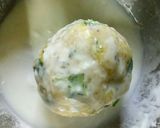 A picture of step 5 of Bread potato cheese balls.