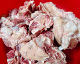 Foto langkah ke 1 dari resep Tengkleng Sapi Segar (Hidangan Daging Kurban).