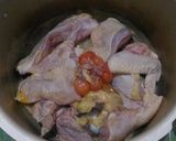Foto langkah ke 2 dari resep Ayam goreng lunak bumbu opor.