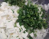 Foto del paso 3 de la receta Buñuelos de calabacín y dip de yogur griego