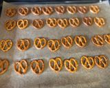 A picture of step 1 of Rolo and Pretzels Christmas treats.