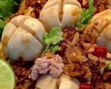 รูปขั้นตอนการทำที่ 8 ของ บะหมี่ เกี๊ยว ต้มยำแห้ง หมูสับ ลูกชิ้นปลาภูเก็ต