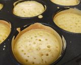 Foto langkah ke 3 dari resep Martabak Manis Mini Ekonomis (Lembut dan Bersarang).