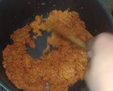 A picture of step 2 of Gajar Halwa.