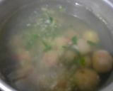 Foto langkah ke 8 dari resep Baso Aci kuah isi kornet.