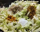 A picture of step 5 of Homestyle vegetarian plate meals.