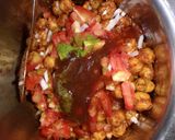 छोले चाट (Chole Chaat recipe in Hindi) रेसिपी चरण 4 फोटो
