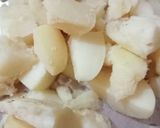 A picture of step 1 of Sukhe aloo.