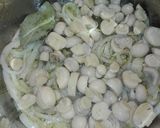 Orosz uborkás-gombás csirke kapros galuskával glutén és tejmentesen recept fázis 1 fotója