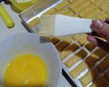 Foto langkah ke 5 dari resep Kastengel keju lumer di mulut.