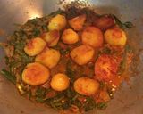 A picture of step 8 of Palak Aloo.