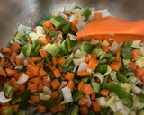 Foto del paso 2 de la receta: Fideuà de verduras y setas sihitake